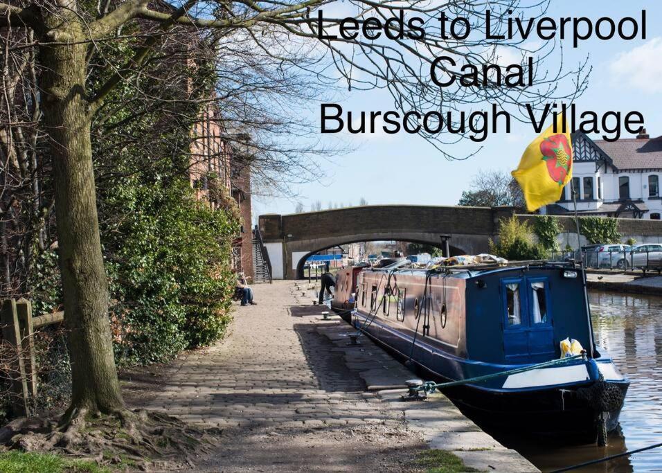 Idyllic Bungalow, Ideal Location In West Lancashire Burscough Eksteriør billede