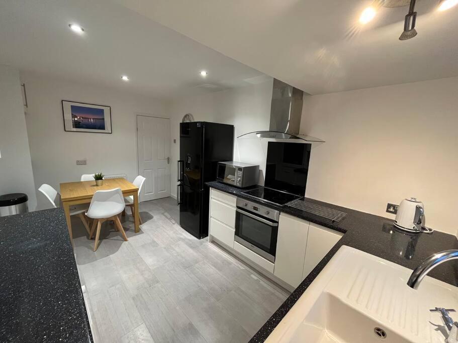 Idyllic Bungalow, Ideal Location In West Lancashire Burscough Eksteriør billede